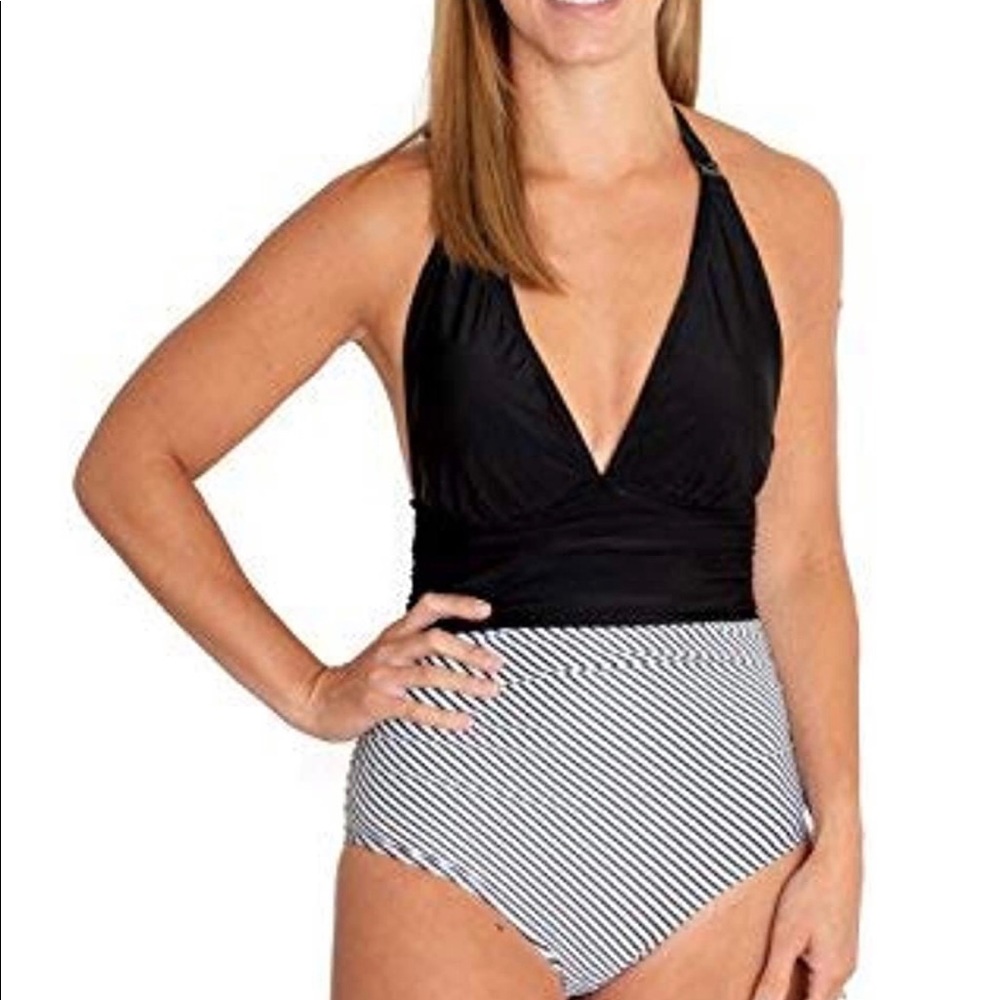 Movemama Nursing One Piece Halter Swimsuit and Bathing Suit for Breastfeeding
